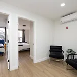 Sophisticated 4 Bedroom Duplex With Private Rooftop