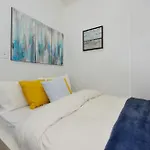 Midtown West Furnished Apartment 3Br Perfect Share