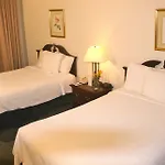 Salisbury Hotel