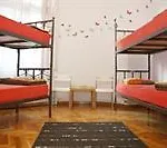 Malcom X Apartment And Hostel