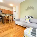 Pitt Street Apartment