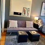 Studio Apartment 1 Block Away From Times Square