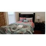 Home Away Holiday Suite
