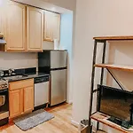 Central Park Charming Apartment