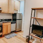 Central Park Charming Apartment