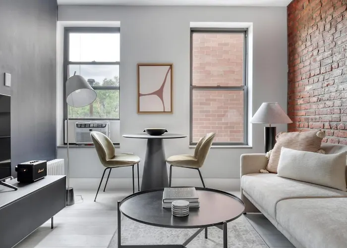 Les 2Br W Elevator Wd Roof Nr Parks Nyc-788