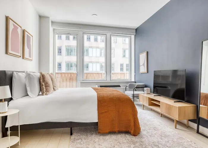 Fidi Studio W Gym Doorman Wd Nr Wall St Nyc-982