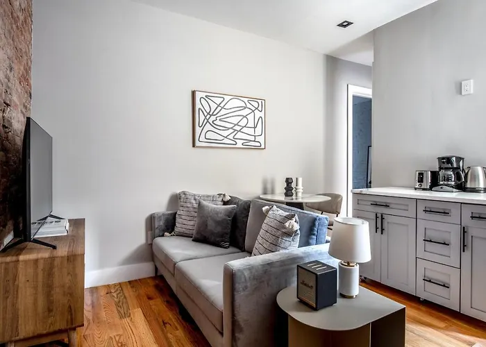 Soho 2Br W Balcony Wd Nr Wf Nyc-1190