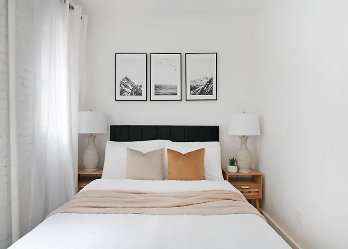 1290-13 Newly Renovated 2 Bedrooms In Ues