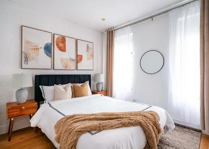1290-6 Newly Renovated 2 Bedrooms In Ues