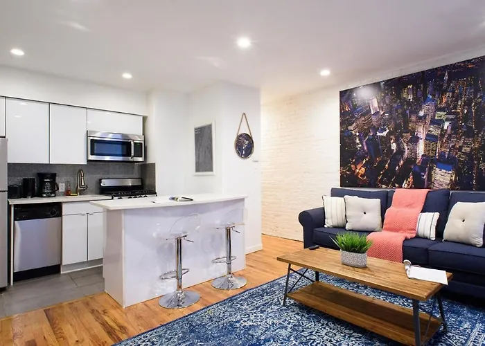 26-4B Newly Furnished 1Br W D Courtyard