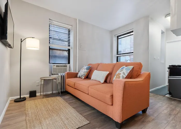 Centrally Located Manhattan Apartments ,Times Square/Hell\'S Kitchen