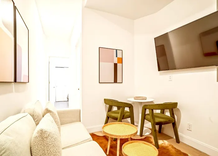Charming 3Br 1Bath Apartment