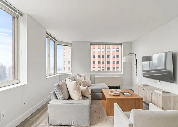 Elegant 2Bed 2Bath Apt