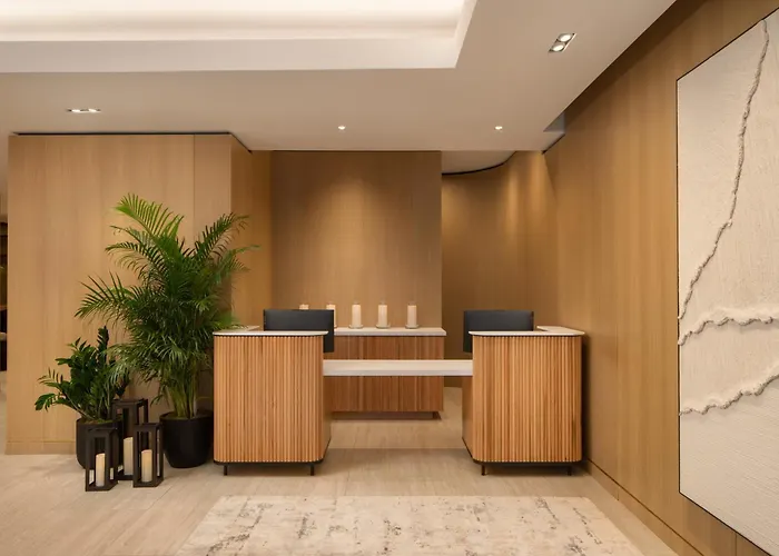 Aura Hotel Times Square Newly Renovated