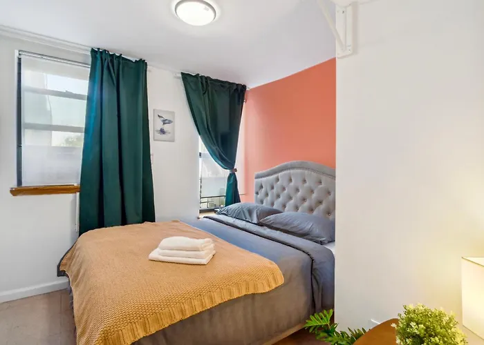 4 Bedroom Home In Lower Manhattan