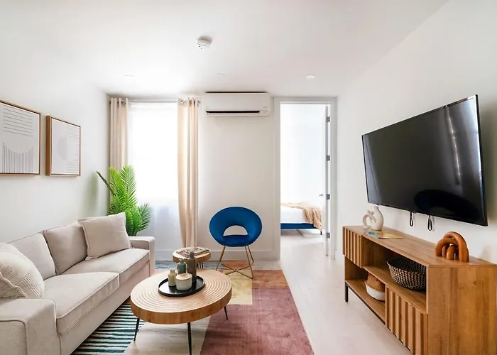 78-4A New 2Br Duplex With A Private Outdoor Ues