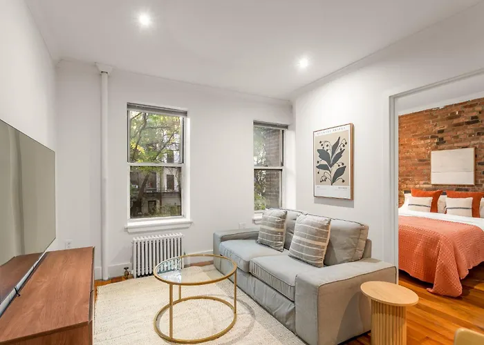Charming East Village 3Bedroom 2Bath Near Tompkins Square Park
