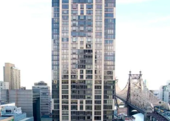 Churchill Living Bridge Tower Place