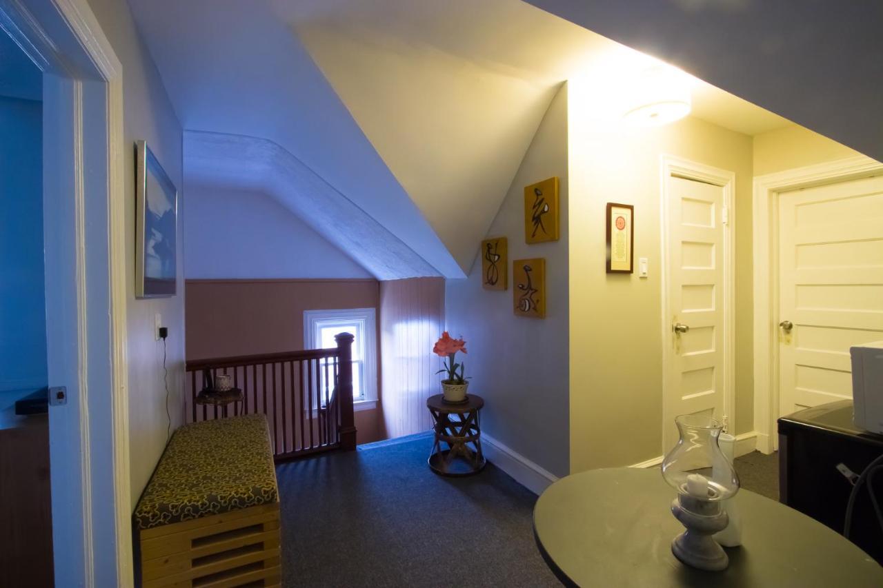 A And Fayebed And Breakfast, Inc, Couette-café New York