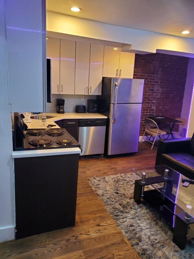 Central Harlem Oasis- Led House * New York City