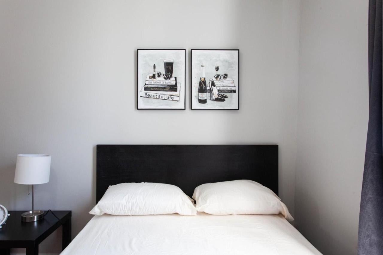 Hostal Manhattan City *