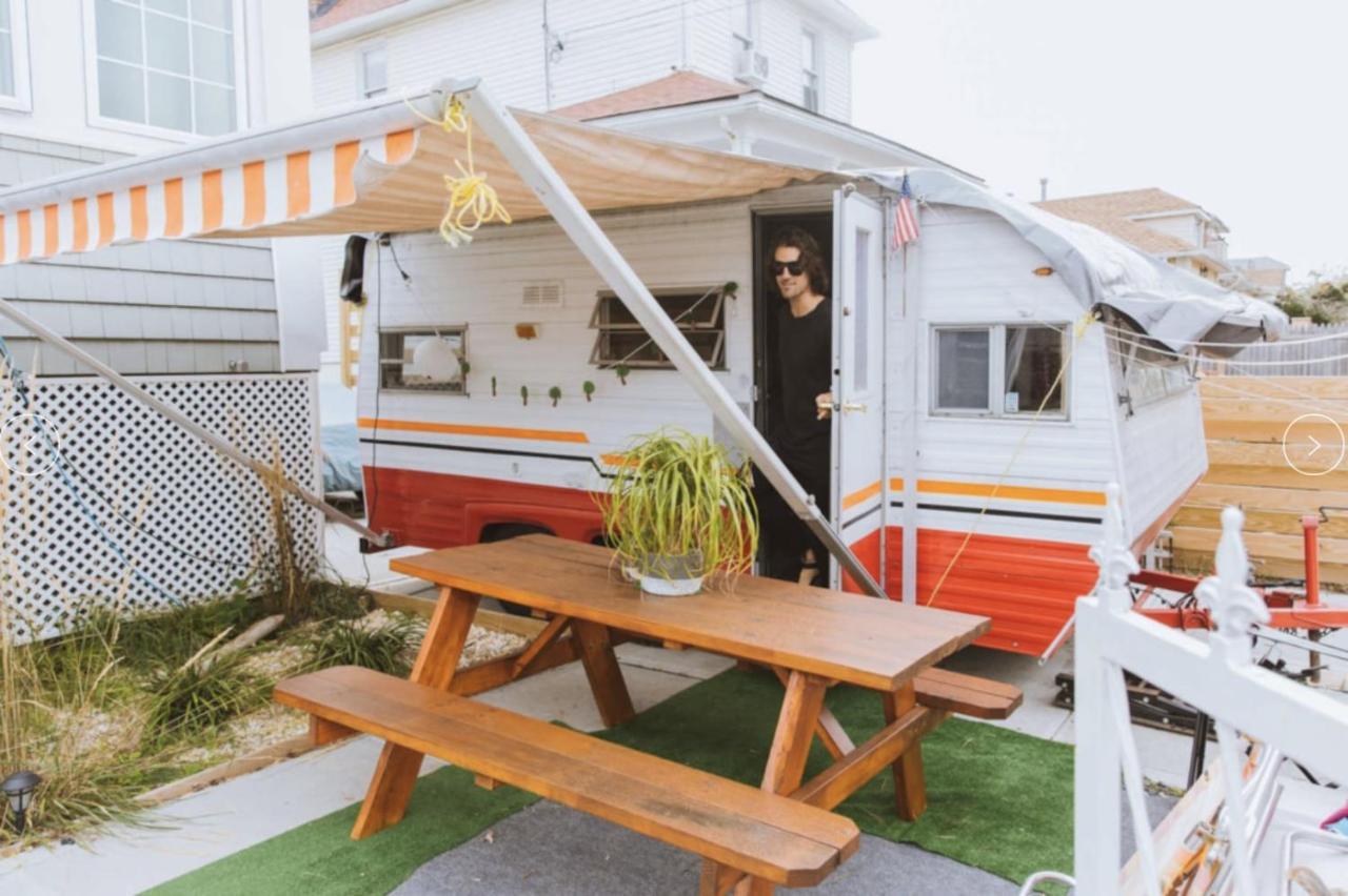 Chalé 80s Surf Camper In Rockaway *