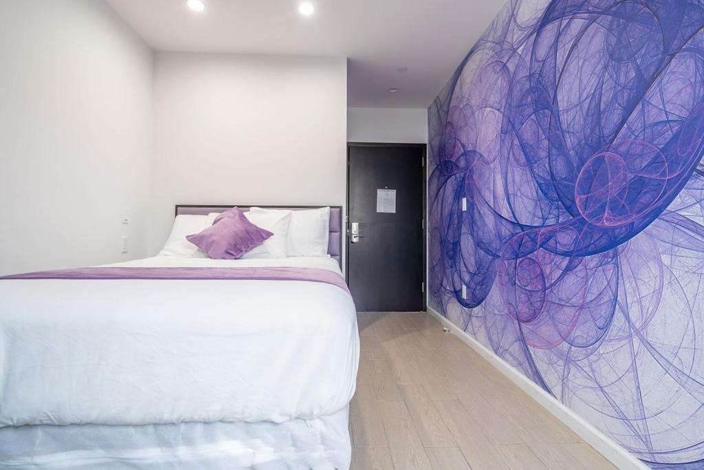 Ninety Five Fordham / St. Barnabas Hospital 4* New York City