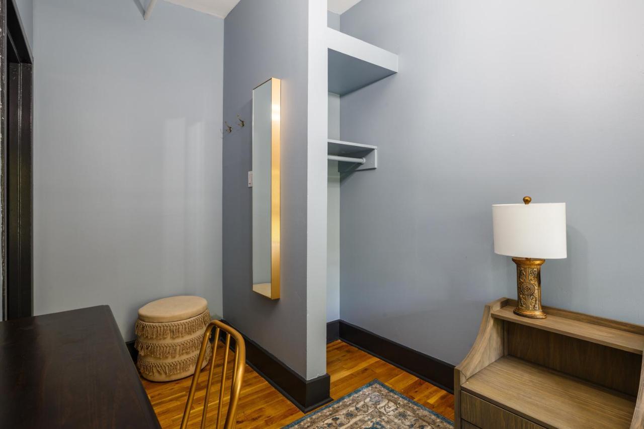 Hostal Lamartine Chelsea *