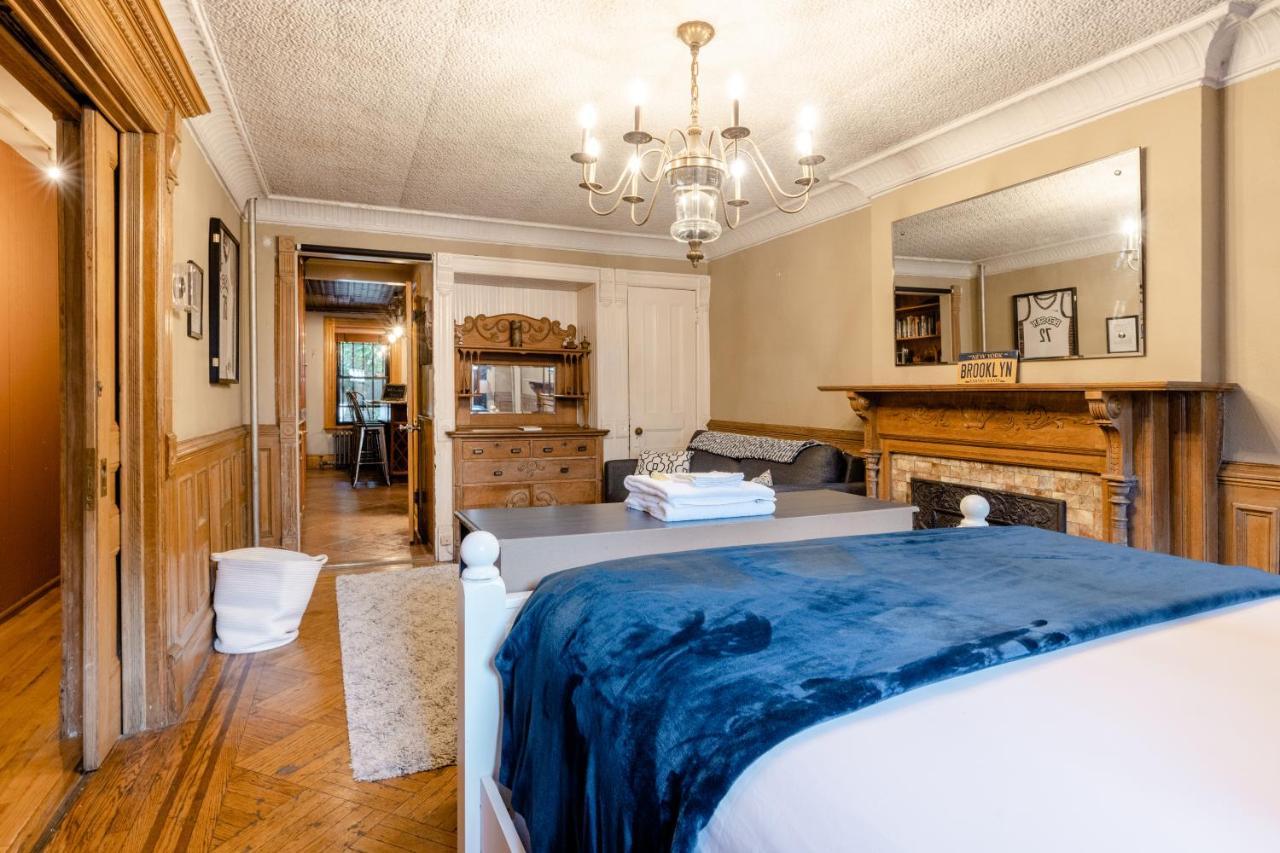 1899 Historic Luxury Brooklyn Brownstone Appartement New York