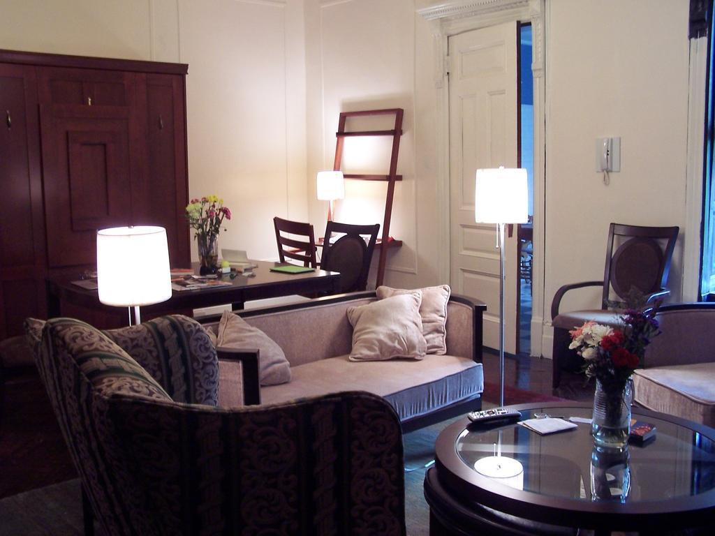 Brownstone Bed And No Breakfast Appartement New York