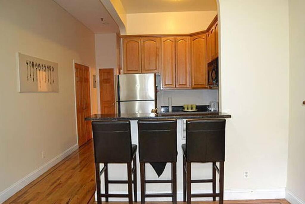 136th Unit 1 Appartement *