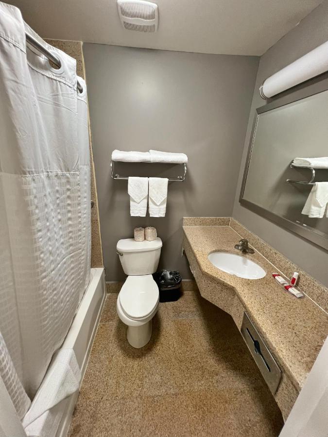 Ozone Inn&Suites Hotel New York