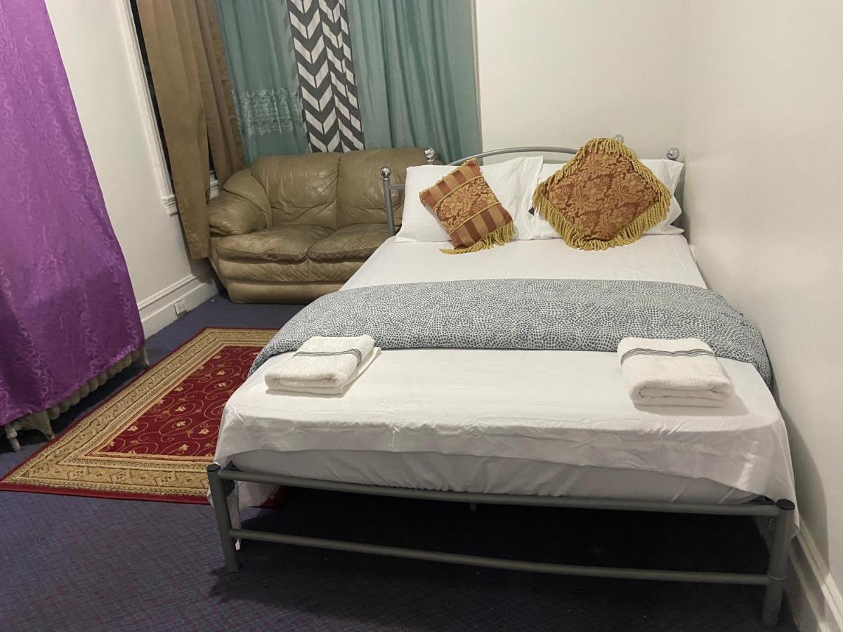 Guest house A Sweet In Queens New York City