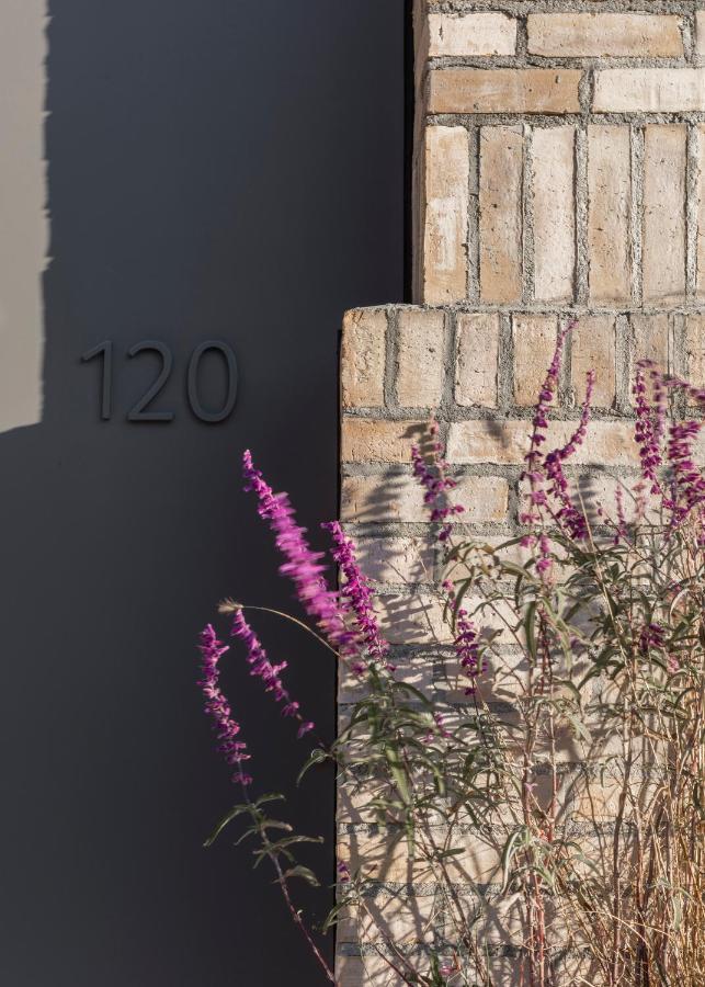 120les House Appartement
