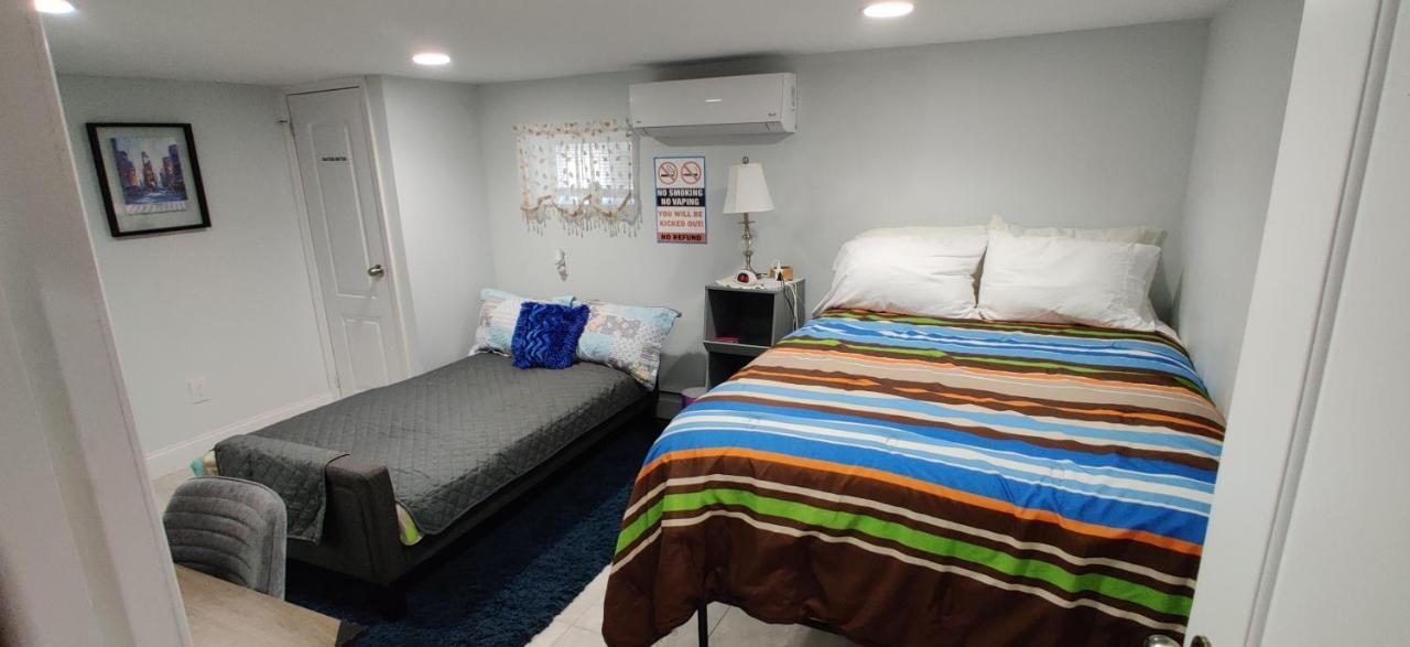 **new** Private In House * New York City
