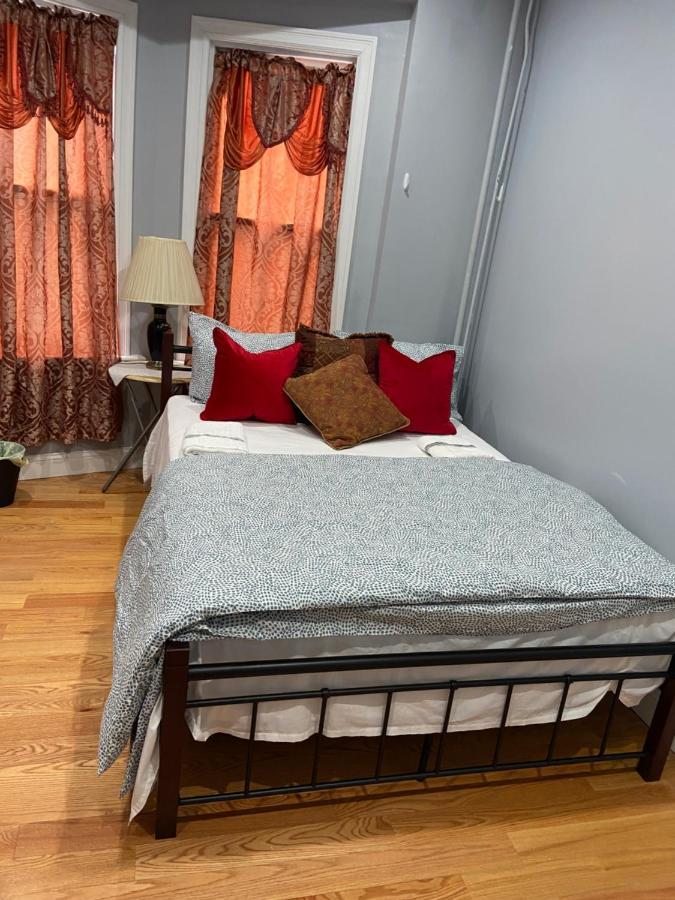 Gæstehus A Spacious In Queens *