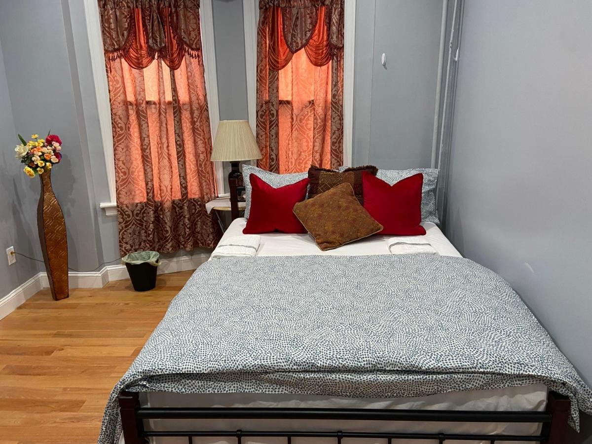 Gæstehus A Spacious In Queens New York