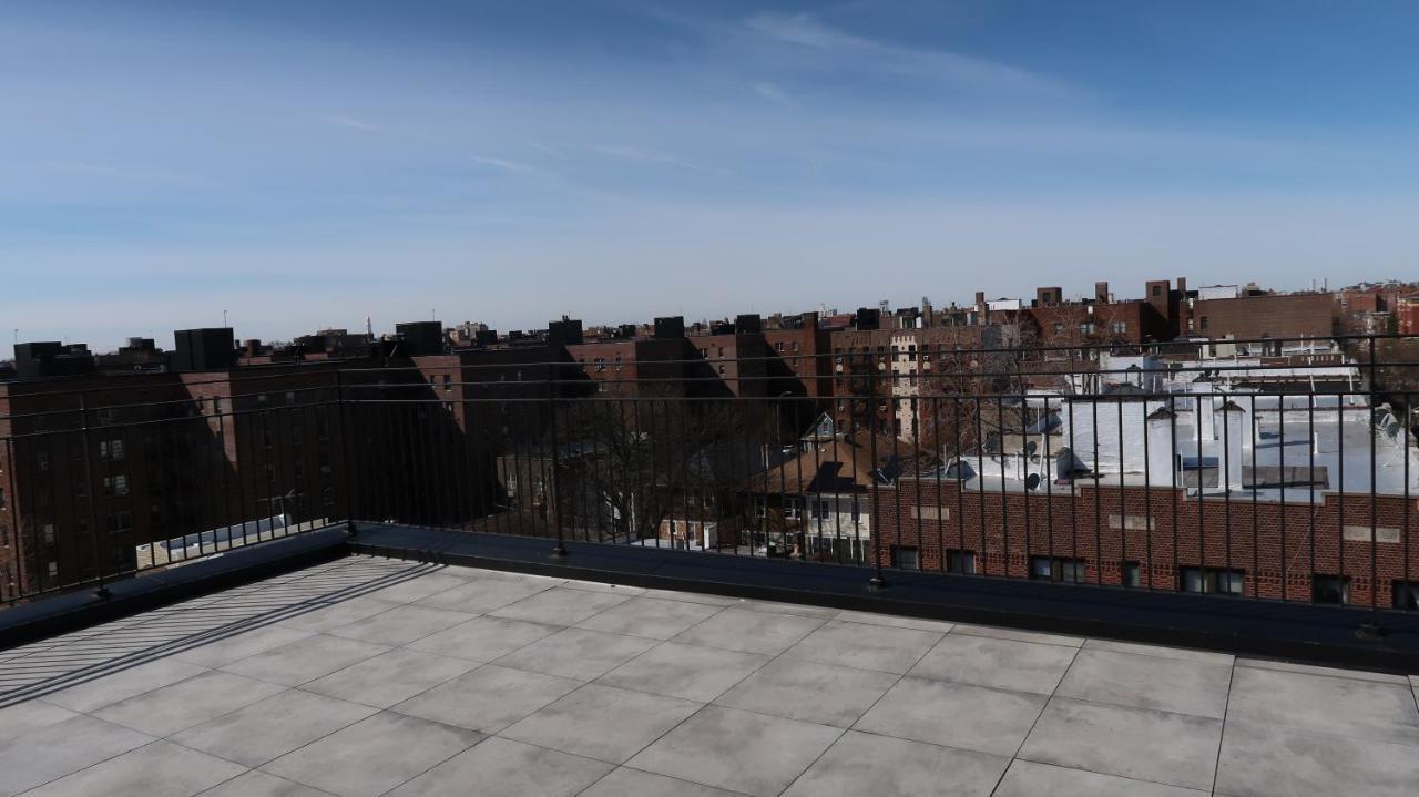 Appartamento Spacious 2-bedroom With Rooftop New York