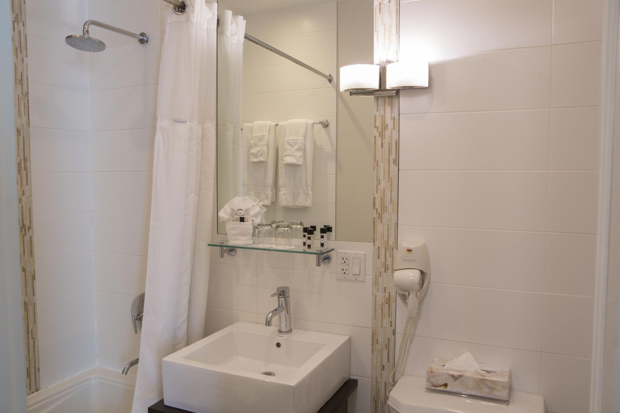 Condor Hotel Brooklyn