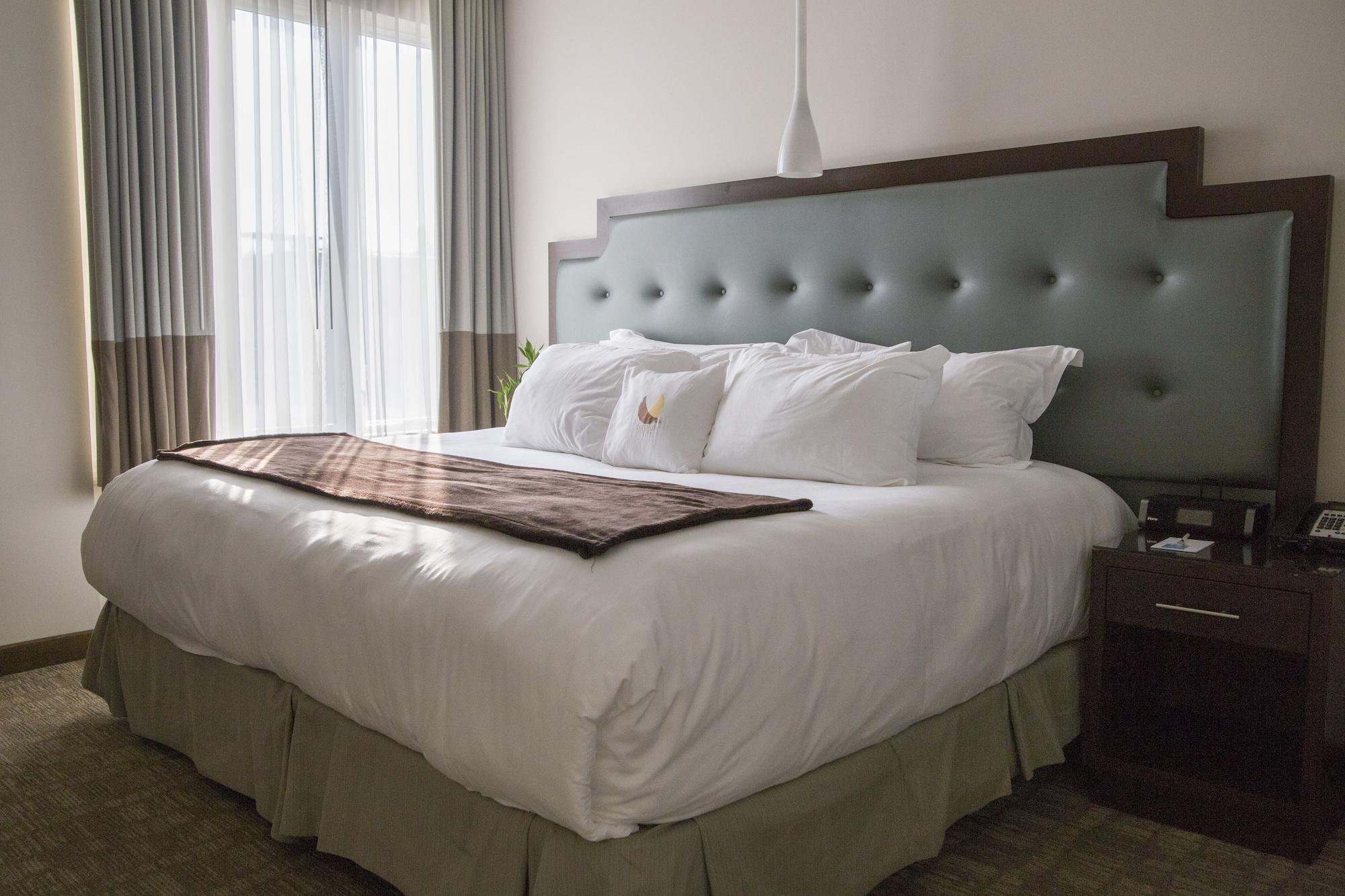 Condor Hotel Brooklyn Hotel 4*