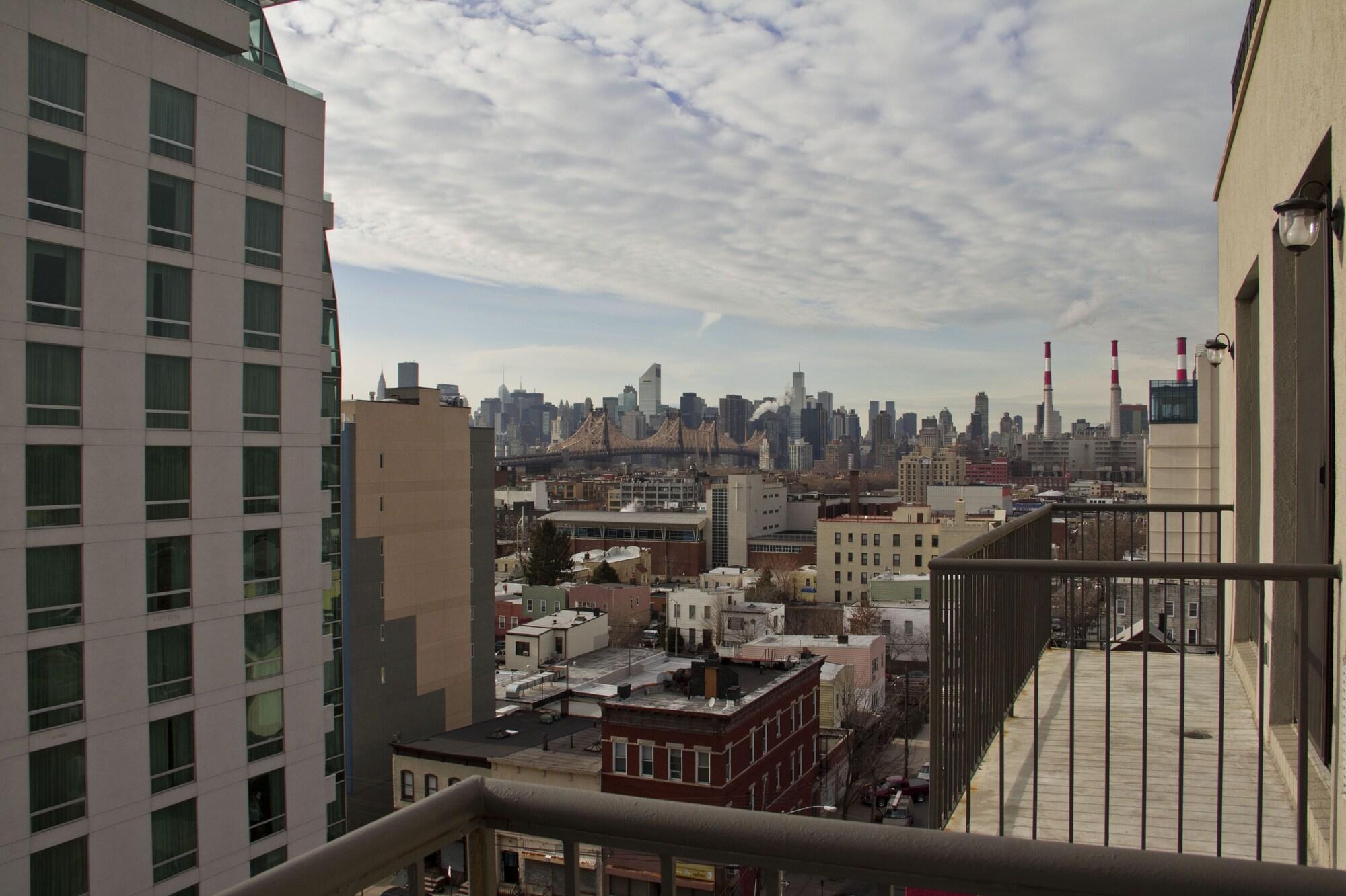 Vetiver / Manhattan Skyline Hotel Nueva York