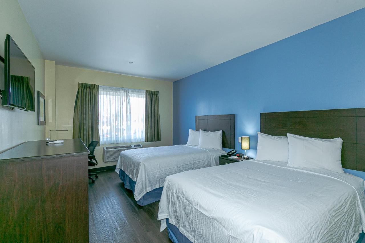 Hotel Ozone Inn&Suites *
