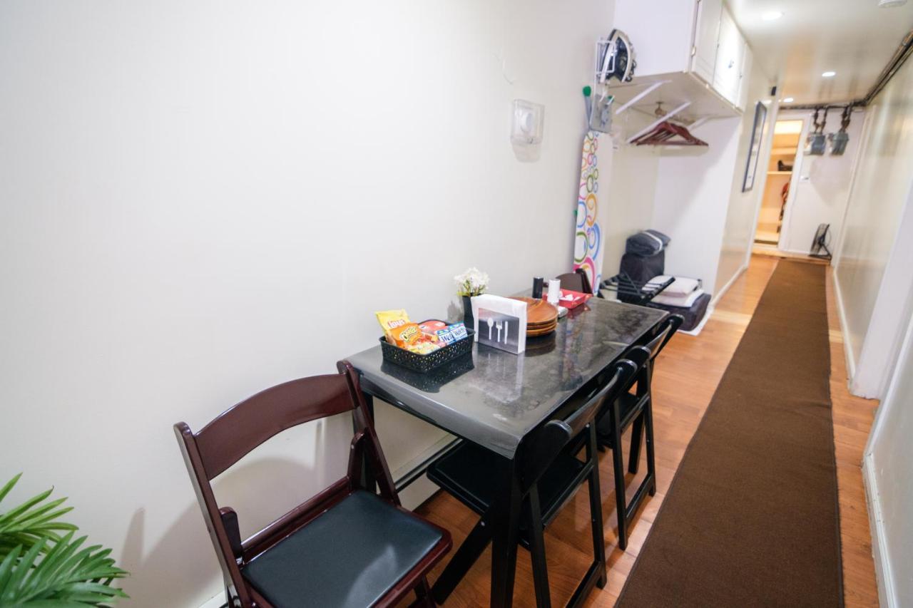 Elegant 2 Bedroom W Modern Amenities Apartamento