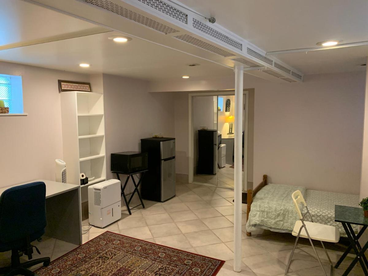 Separate Big Near Jfk And Laguardia Airport Homestay New York