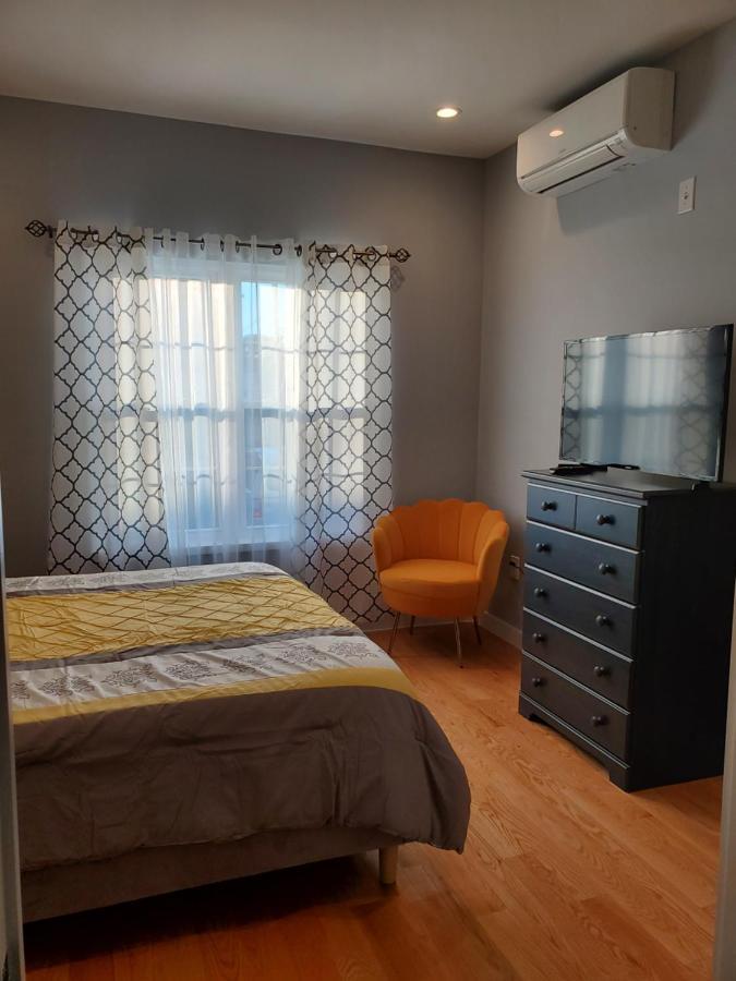 Located 10 Minutes From Jfk Airport Gæstehus New York