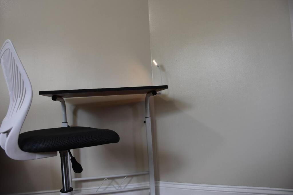 2 Ptivet Bedroom,1 Bathroom,kitchen,self Check In,free Parking Lejlighed New York