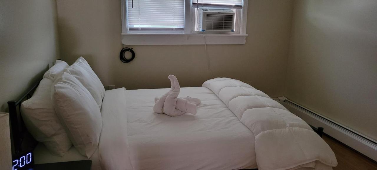 Lejlighed 2 Ptivet Bedroom,1 Bathroom,kitchen,self Check In,free Parking *