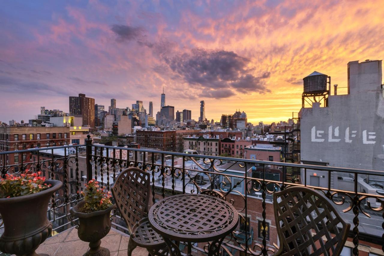The Historic Blue Moon - Nyc Nueva York