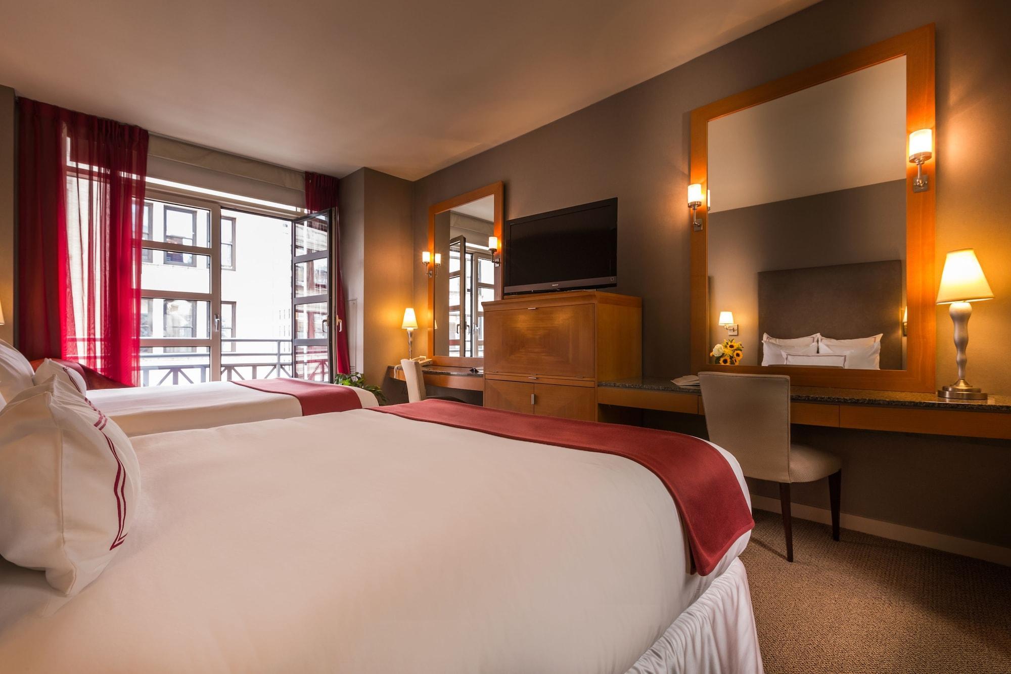 Giraffe By Library Collection Hotel 4*